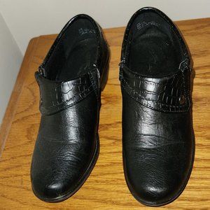 Ladies Black Easy Street Short Booties